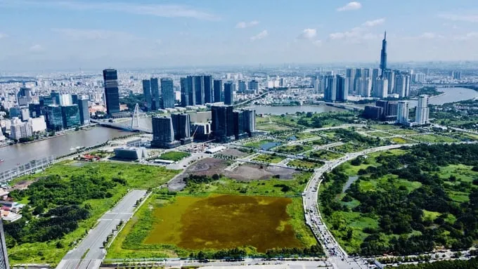 TPHCM rà soát từng khu đất, thúc tiến độ đấu giá 
