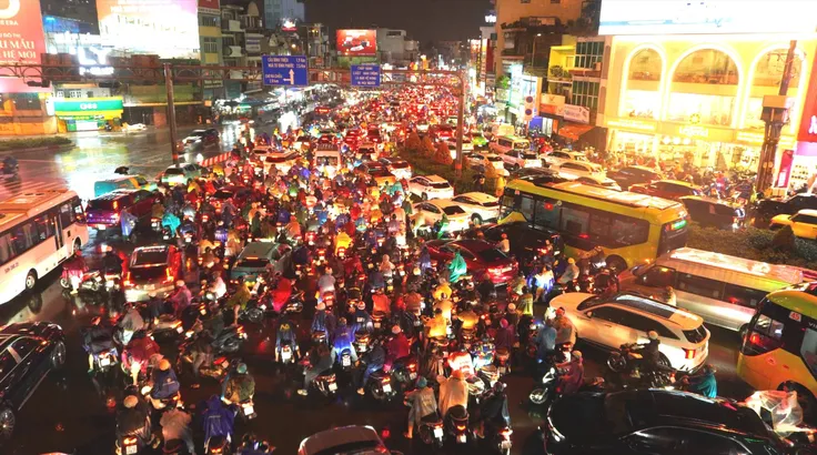 TPHCM đặt hàng doanh nghiệp ứng dụng AI chống ngập, giảm ùn tắc