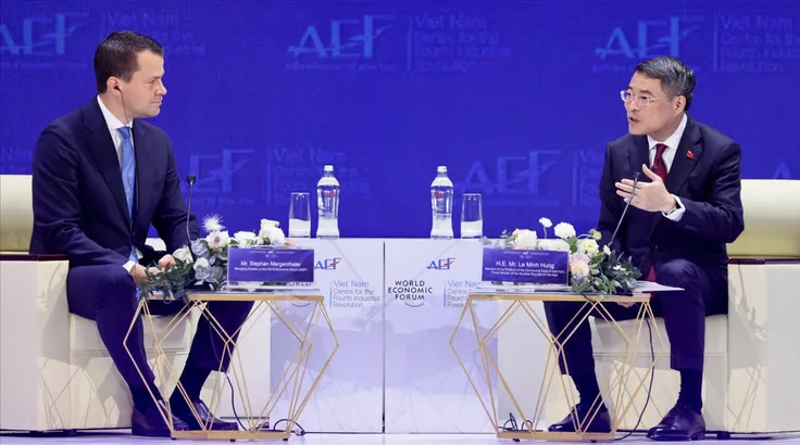 Thủ tướng Lê Minh Hưng đối thoại tại Diễn đàn Kinh tế Mùa thu 2026