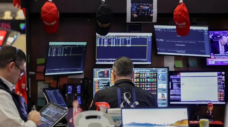 Dầu tăng vọt 11%, chứng khoán Mỹ 'giằng co' trước lễ Phục sinh