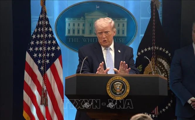 Tổng thống Mỹ Donald Trump phát biểu tại cuộc họp báo ở Nhà Trắng, Washington, D.C. Ảnh: THX/TTXVN