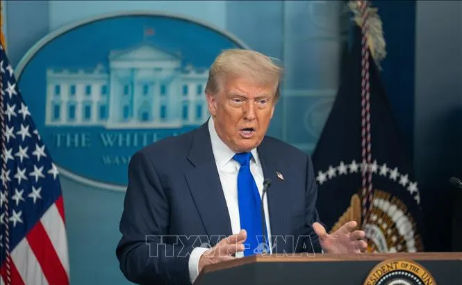 Tổng thống Mỹ Donald Trump phát biểu tại cuộc họp báo ở Nhà Trắng, Washington, D.C. Ảnh: THX/TTXVN