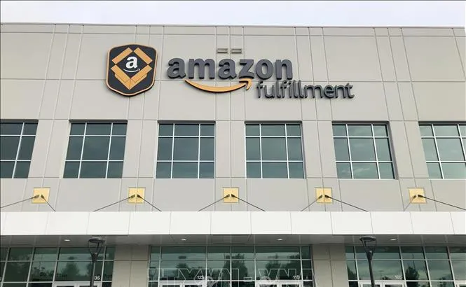Trung tâm logistics của tập đoàn Amazon tại Washington, D.C., Mỹ. Ảnh: Kyodo/TTXVN