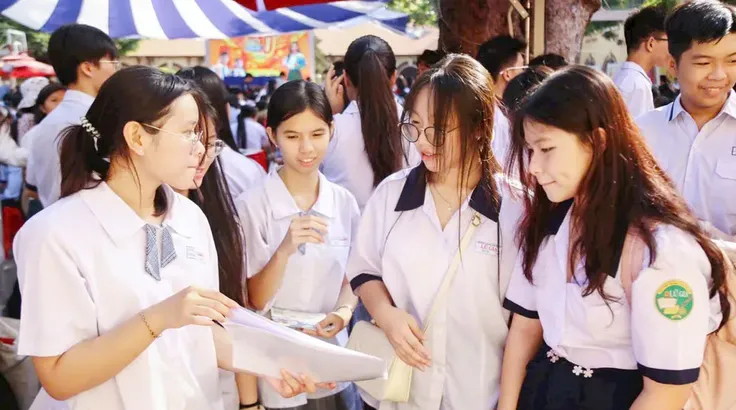 TPHCM cân nhắc tuyển sinh lớp 10 bằng học bạ