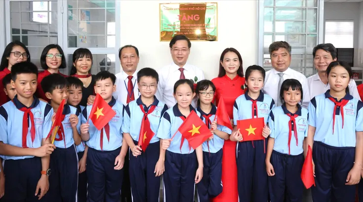 Lãnh đạo TPHCM dự lễ khai giảng năm học 2026-2027
