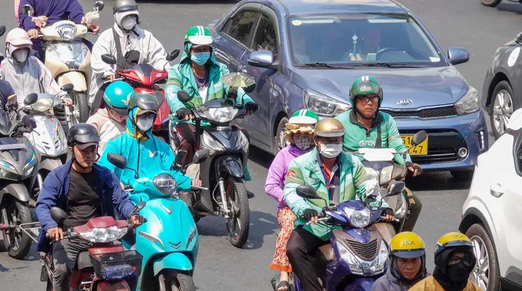 Khoảng trống an sinh với lao động phi chính thức
