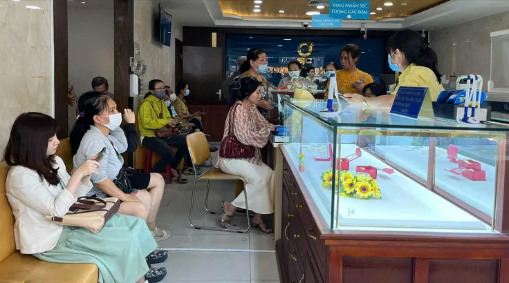 Sáng 16-4, giá vàng trong nước giảm mạnh