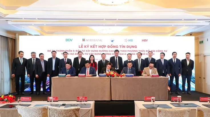 Agribank cùng các ngân hàng thương mại MB, BIDV, MBV và CTCP đường cao tốc Vành đai 4 Hà Nội ký kết Hợp đồng tín dụng tài trợ vốn đối với dự án đầu tư xây dựng đường Vành đai 4 - Vùng Thủ đô Hà Nội.