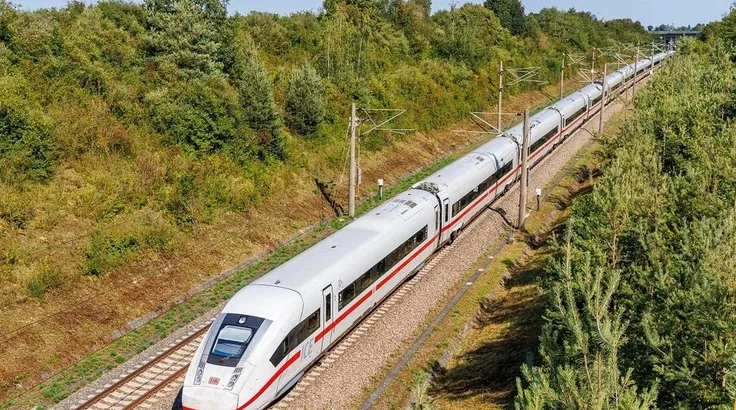 Techcombank (TCB) vừa công bố kết quả kinh doanh năm 2025 với những con số tăng trưởng ấn tượng.