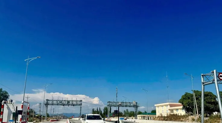 Loạt lỗi kỹ thuật sau 1 tháng vận hành hệ thống thu phí 5 dự án cao tốc 