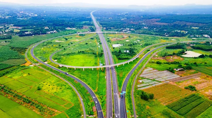 Đầu tư 21.600 tỷ đồng mở rộng 2 tuyến cao tốc đi qua Cần Thơ và An Giang