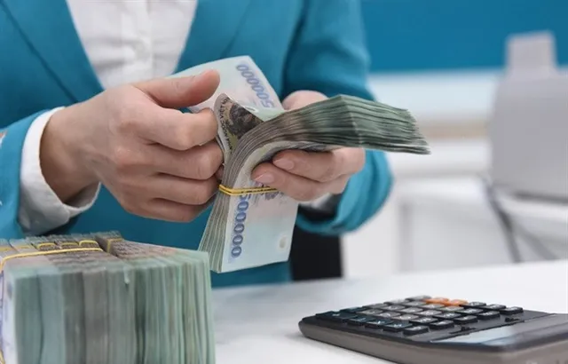 Tiền gửi dân cư lập kỷ lục hơn 10,82 triệu tỷ đồng