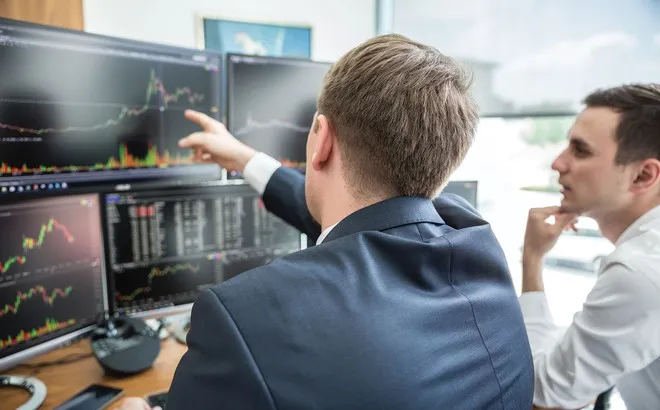 VN Index bứt phá, quỹ mở có báo lãi tương xứng?