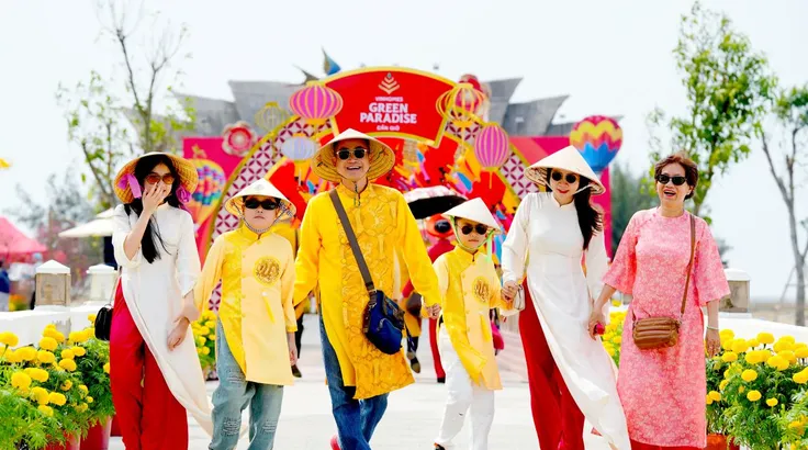 10 ngày náo nhiệt của lễ hội Xuân ven biển lớn nhất Đông Nam bộ