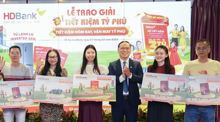 HDBank trao giải 'Tiết kiệm Tỷ phú'