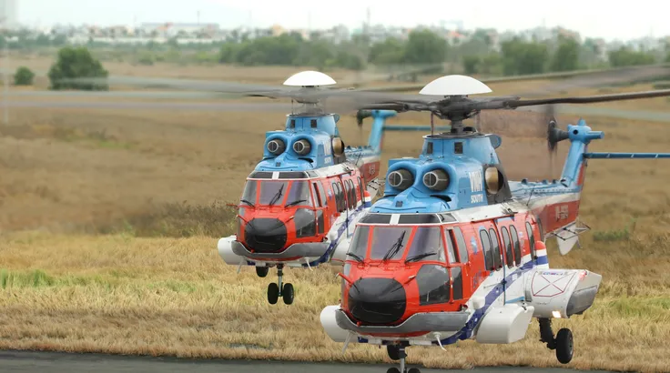 Việt Nam tăng cường đội bay hoạt động ngoài khơi