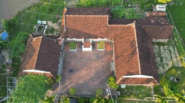 Cận cảnh nhà cổ 320 tuổi bên dòng sông Kôn