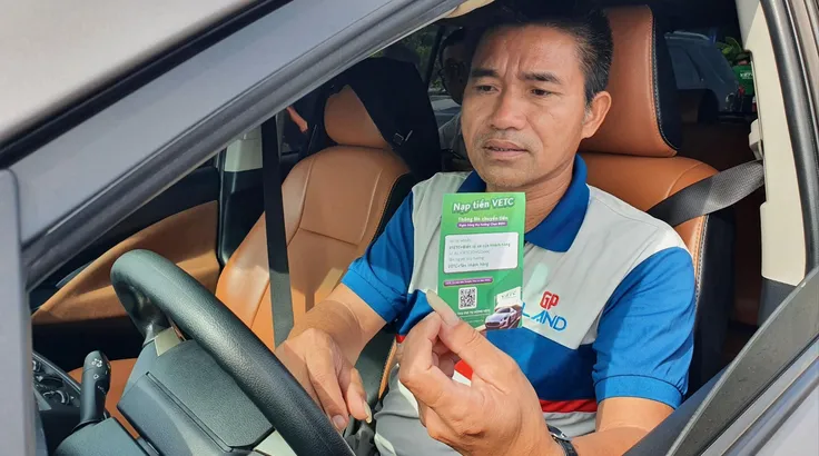 VETC, ePass thu phí quản lý ví điện tử, tài xế bức xúc