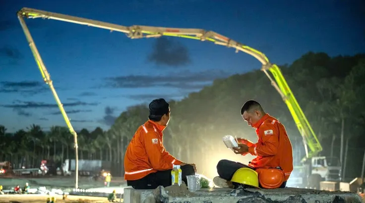 Nhộn nhịp trên các công trình phục vụ APEC 2027