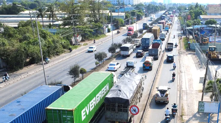 Ùn ứ, kẹt xe ngày càng nghiêm trọng trên quốc lộ 51 đoạn qua tỉnh Đồng Nai