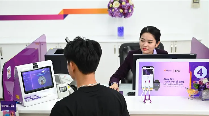 Nhà băng chủ động gia cố 'lá chắn số'