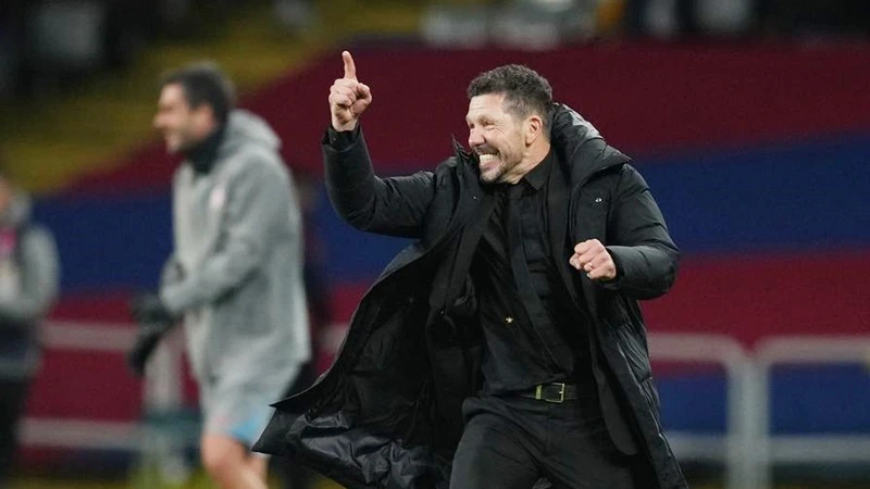 HLV Simeone ca ngợi sức bền của Atletico 