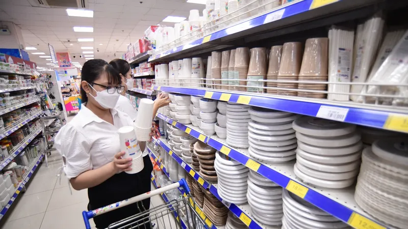 Sản phẩm thân thiện môi trường bày bán phong phú tại hệ thống siêu thị Co.opmart, Co.opXtra