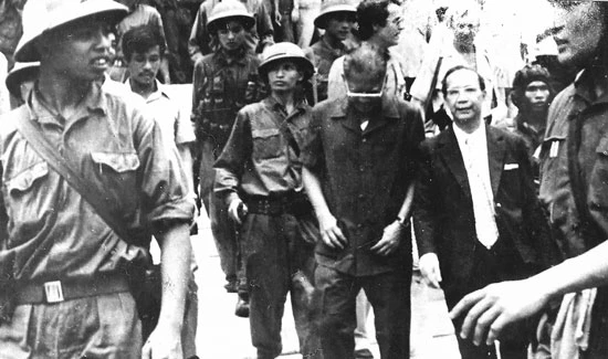 Ngày 30-4-1975: Giải phóng Sài Gòn, Chiến dịch Hồ Chí Minh toàn thắng
