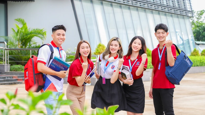 Trường ĐH Nguyễn Tất Thành - 25 năm kiến tạo môi trường đại học hạnh phúc