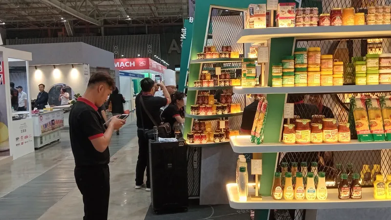 Khai mạc triển lãm quốc tế lần thứ 12 về thực phẩm đồ uống, nhà hàng khách sạn