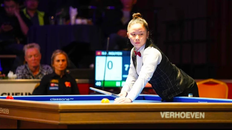 “Hot girl” Nguyễn Hoàng Yến Nhi tranh tài cùng các đấng mày râu ở giải Billiards World Cup TPHCM