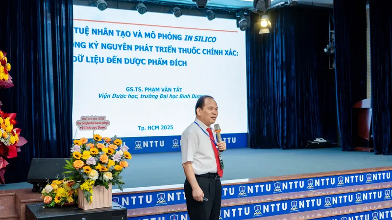 Đổi mới ngành Dược trong kỷ nguyên số: Từ công nghệ, liên ngành đến phát triển bền vững