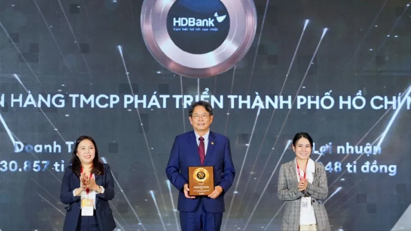 HDBank vào Top 50 doanh nghiệp niêm yết tiêu biểu nhất 2025