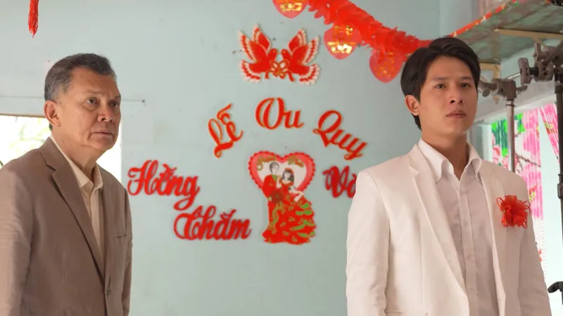 NSƯT Hữu Châu dùng kỹ thuật để tát bạn diễn 