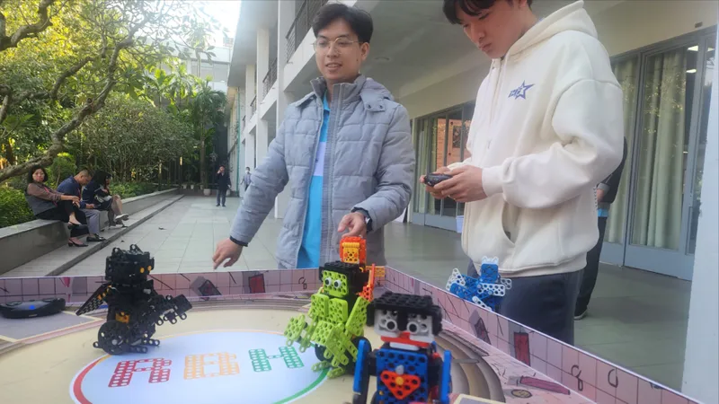 Khởi động cuộc thi Vô địch Quốc gia STEM, AI và Robotics 2025-2026