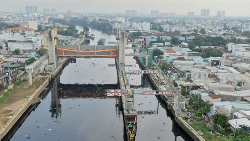 TPHCM ủy quyền quyết định đầu tư nhiều dự án công