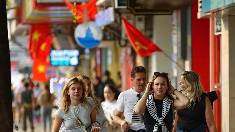 Vietnam to waive visas for citizens from 12 countries