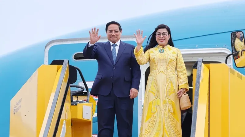 Vietnamese PM arrives in Stockholm, starting official visit to Sweden