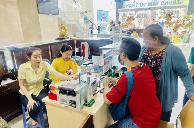 Prices of 9999 gold rings hit new peak 