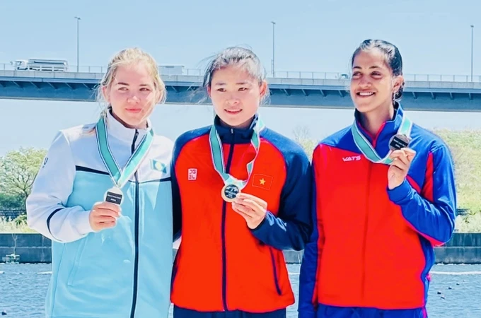 Vietnam secures one gold, 2 silvers at 2025 Asian Canoeing Championships