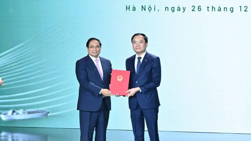 Thủ tướng Phạm Minh Chính trao quyết định bổ nhiệm ông Lê Ngọc Sơn