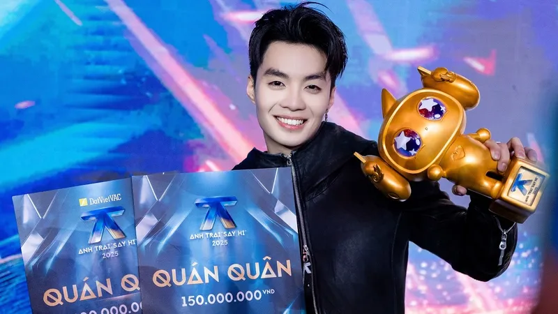 Anh trai “say hi” lộ diện quán quân, có giải thưởng đặc biệt