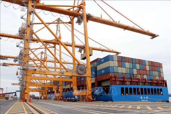 2025年海防港集装箱吞吐量突破200万标箱