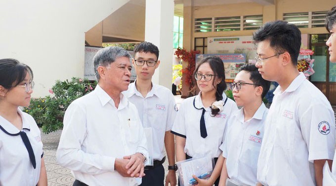 Over 1.1 million students gear up for 2025 high school graduation exam