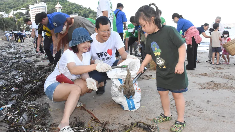 Chuyện của những người yêu biển
