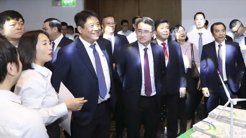 Khai mạc Hội nghị Khoa học và Công nghệ Điện lực toàn quốc cùng Triển lãm Techshow 2025