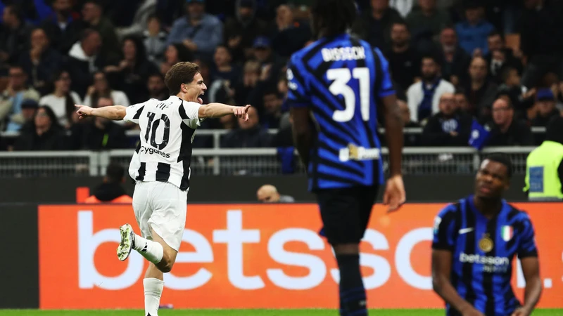 Kenan Yildiz gỡ hòa 4-4 cho Juventus trên sân Inter Milan