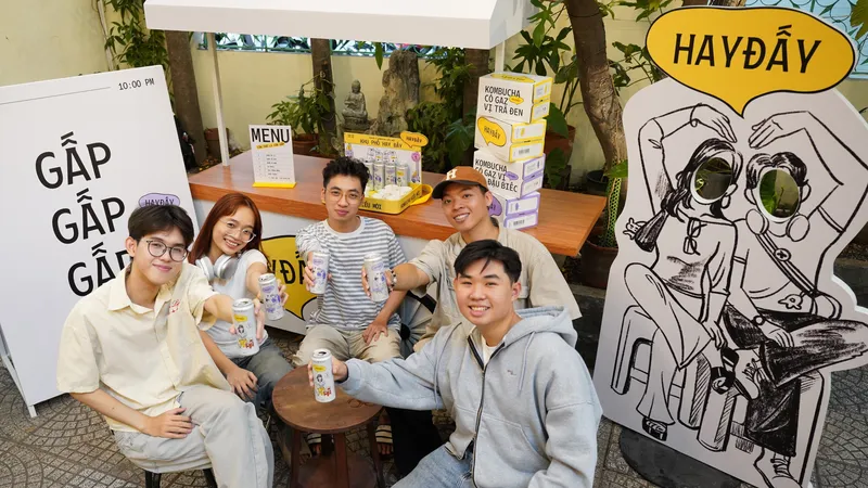 Các sản phẩm mới của Vinamilk tạo ra xu hướng mới, thu hút người tiêu dùng trải nghiệm. Ảnh: VI NAM