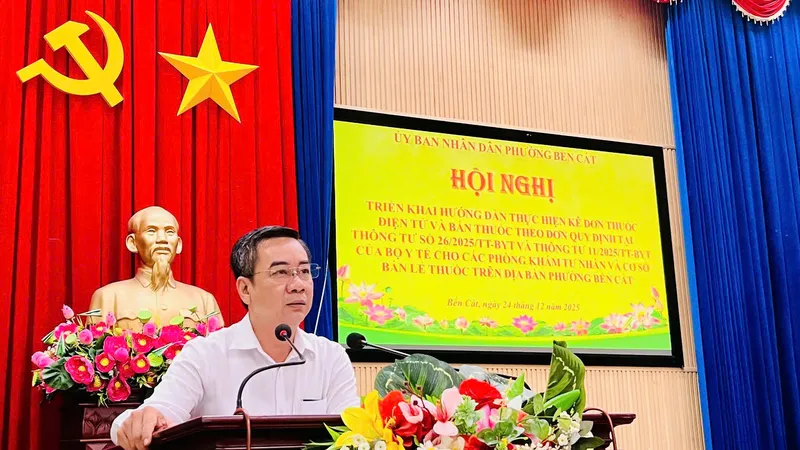 Phường Bến Cát triển khai hướng dẫn kê đơn thuốc điện tử và bán thuốc theo đơn