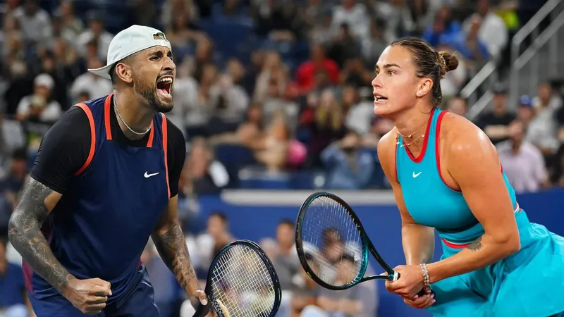 Sabalenka sắp đấu Kyrgios trên sân và luật đã điều chỉnh